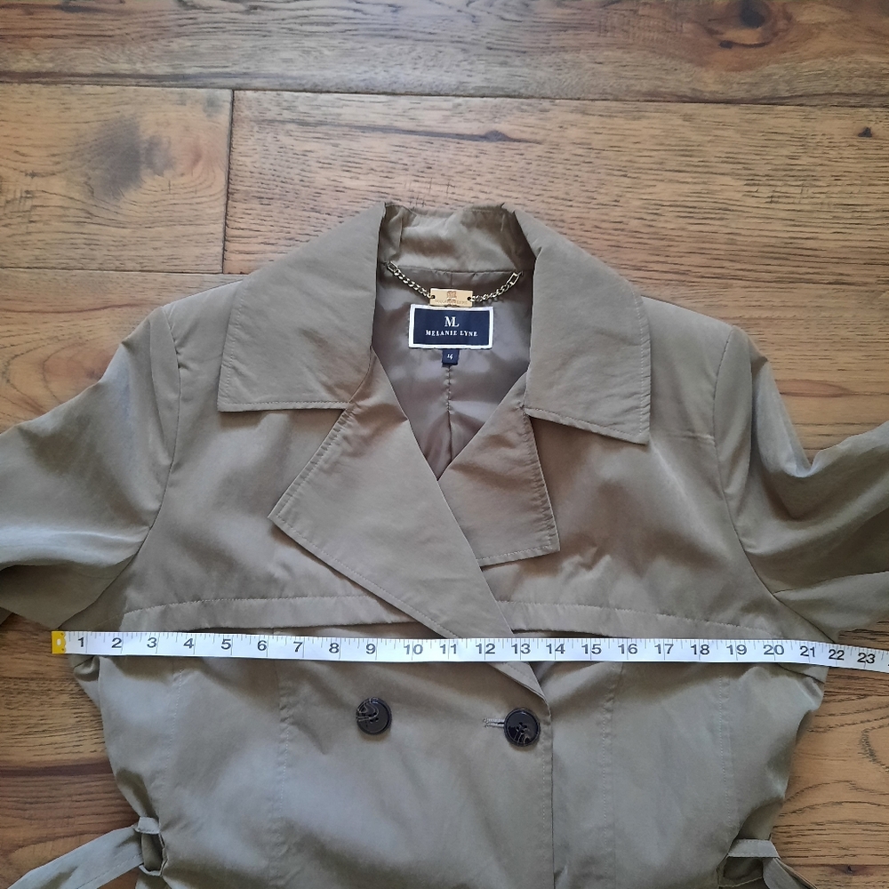 Elegant Khaki Trench Coat - Picture 7 of 14